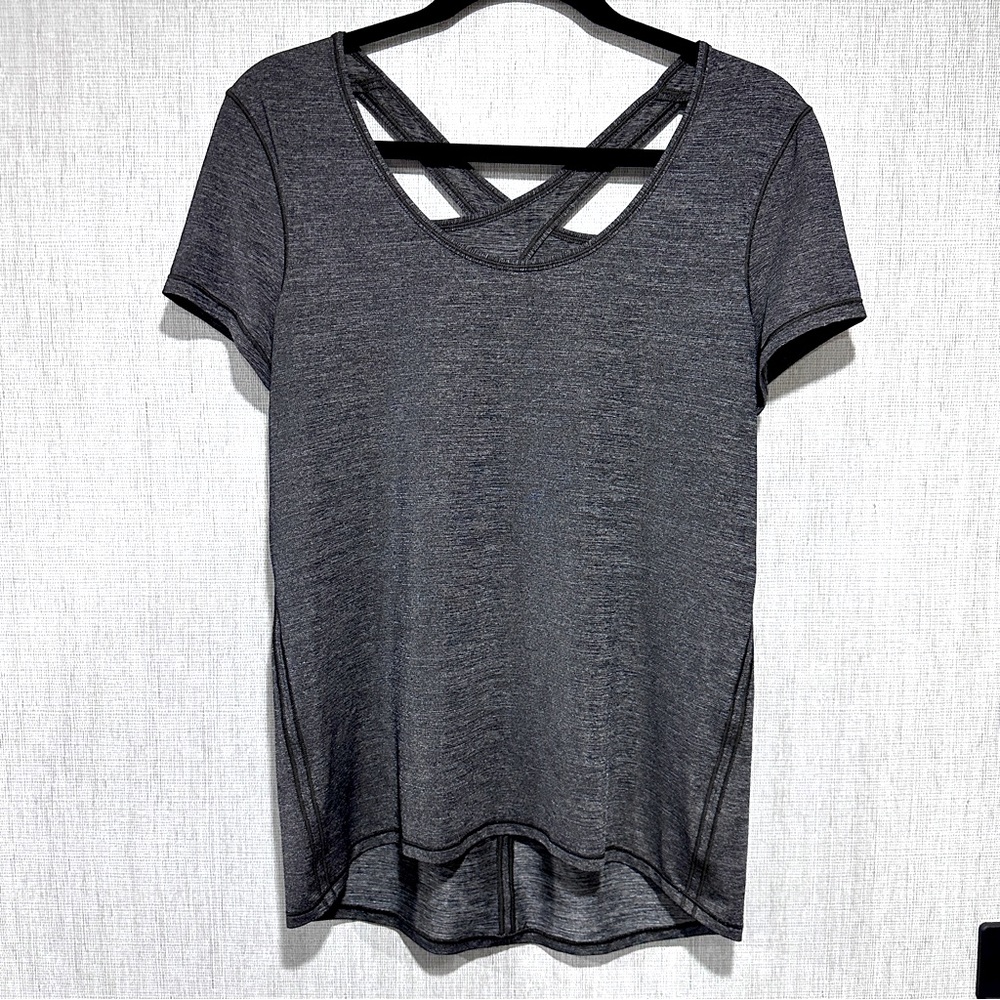 Lululemon Twist Cut Out Top